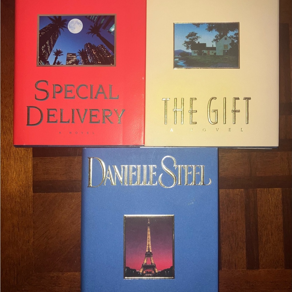 3 Danielle Steel Novels